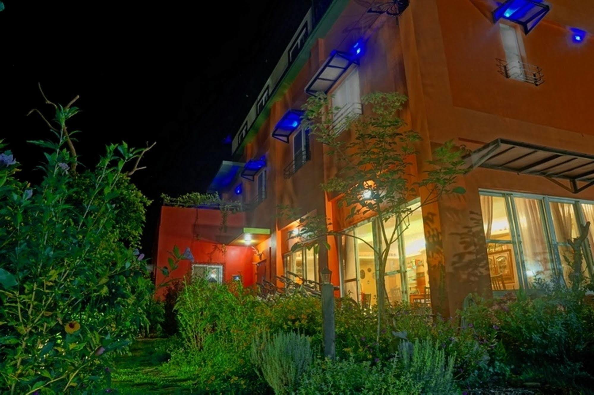 Lung Hill B&B Taitung Exterior foto