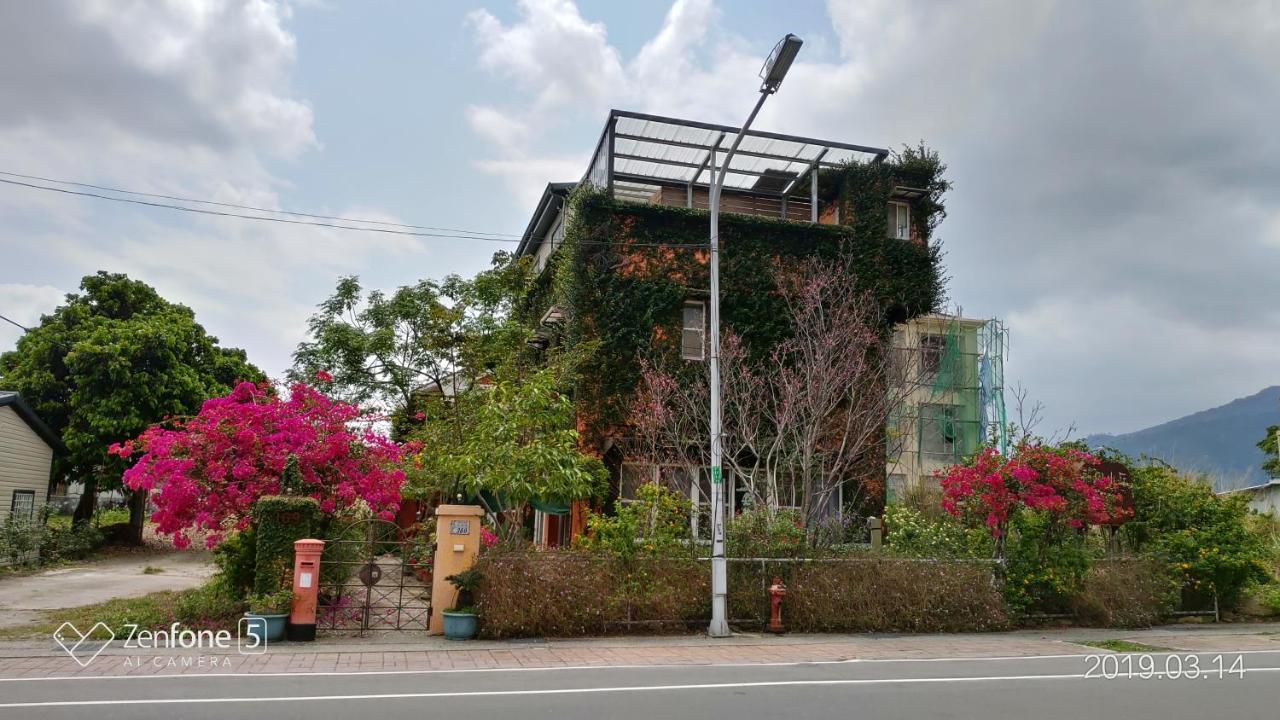 Lung Hill B&B Taitung Exterior foto
